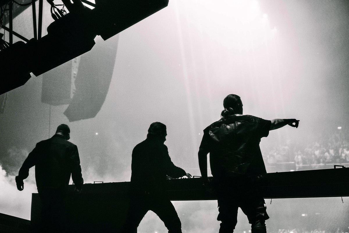 Steve Angello tweet media