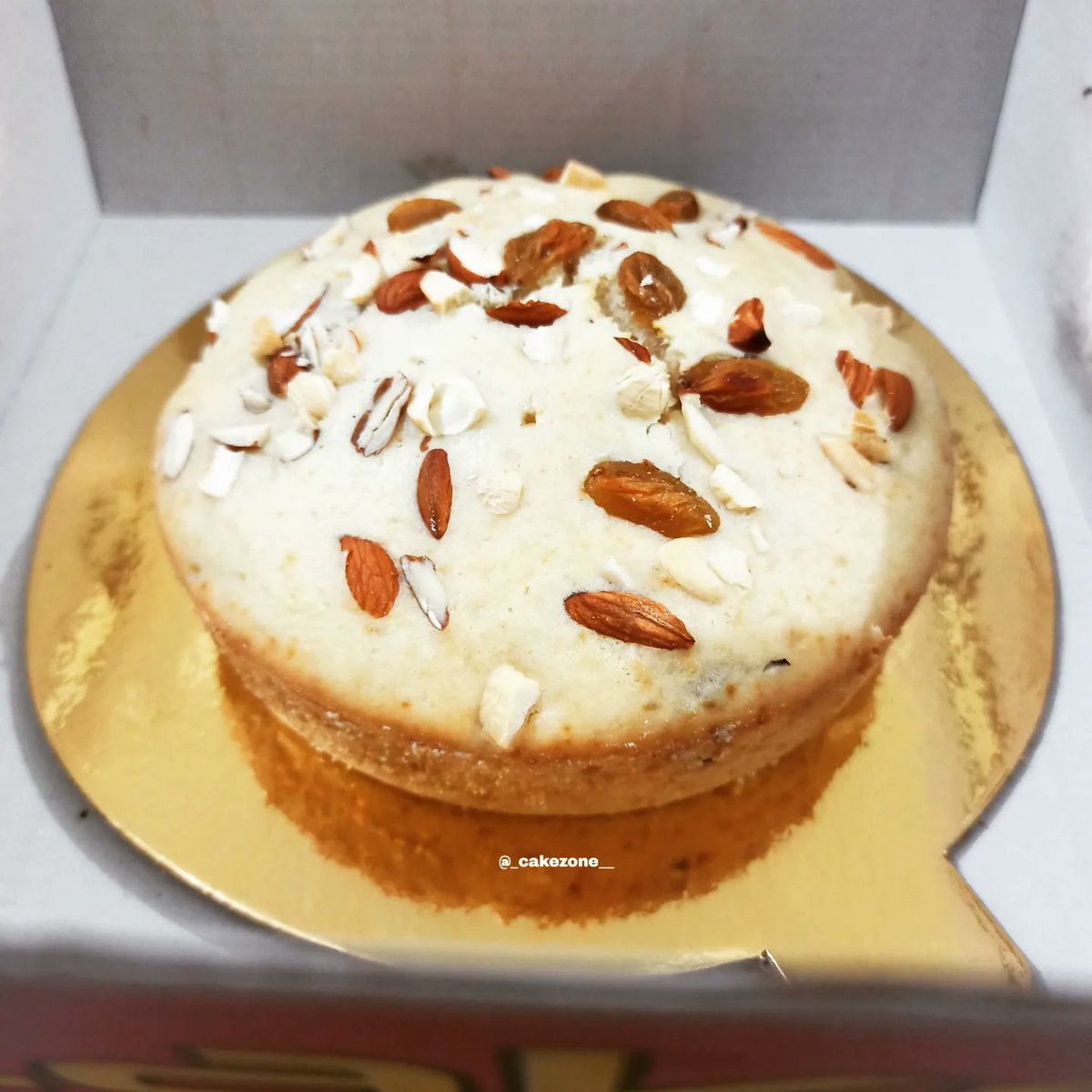 cakezone__'s tweet photo. ๐ฏ%Eggless๐
Fruits n nuts dry cake๐๐๐
Direct message us for orders๐ฉ๐ฉ
.
.
#egglessbaker #egglesspineapplecake #cakeart #egglessbaking #cake #flowerscake #drycakes #teacake https://t.co/bYnTSS4RTZ