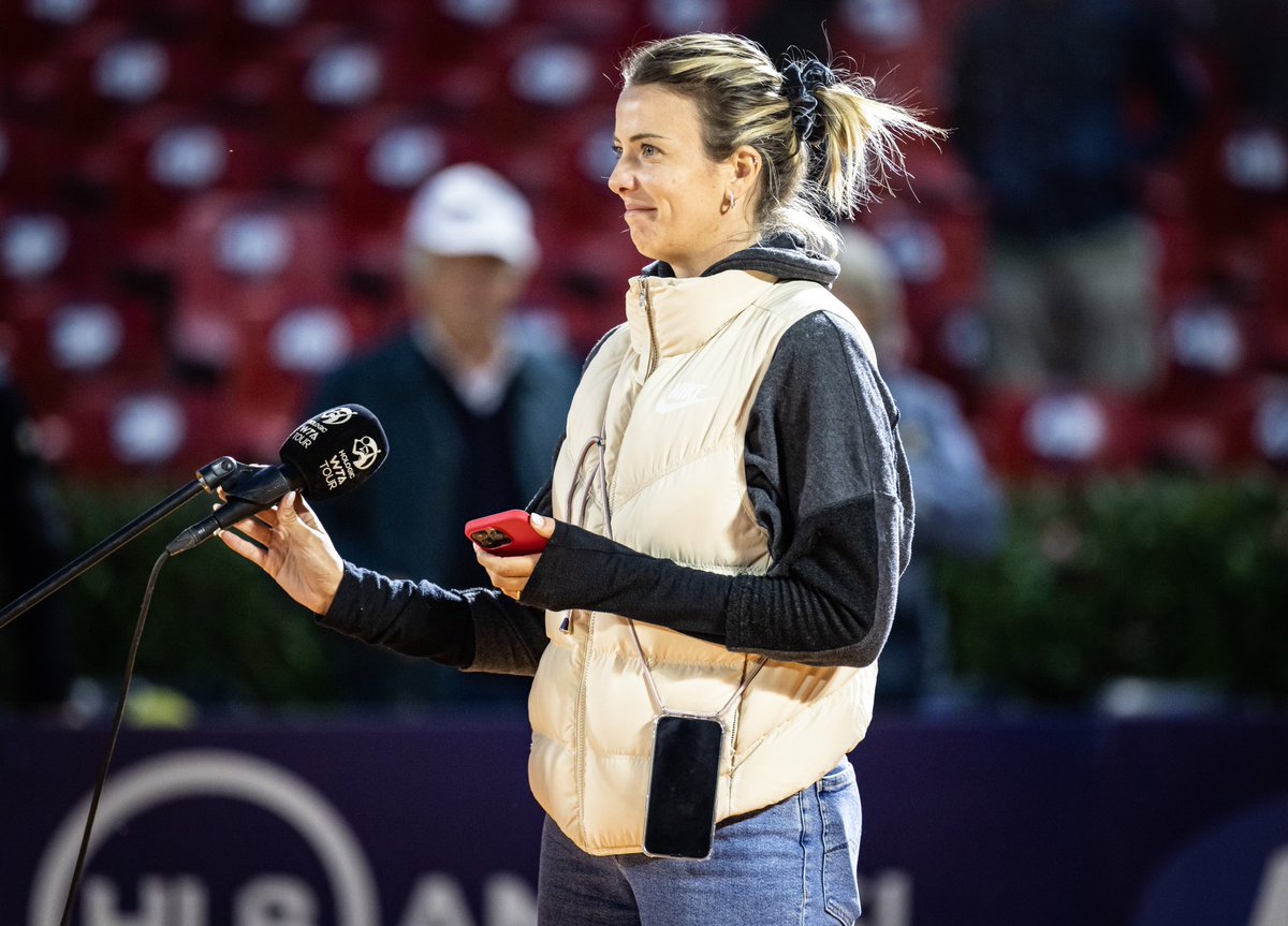 MariaMasini11's tweet photo. Roundup of 📸 among tennis courts, cheese and history at the #ParmaLadiesOpen 🎾🧀💛

@WTA • @meftennisevents • @ComuneParma 

 #wta #DigitalMarketing #socialmedia https://t.co/U9tQNZpzFP
