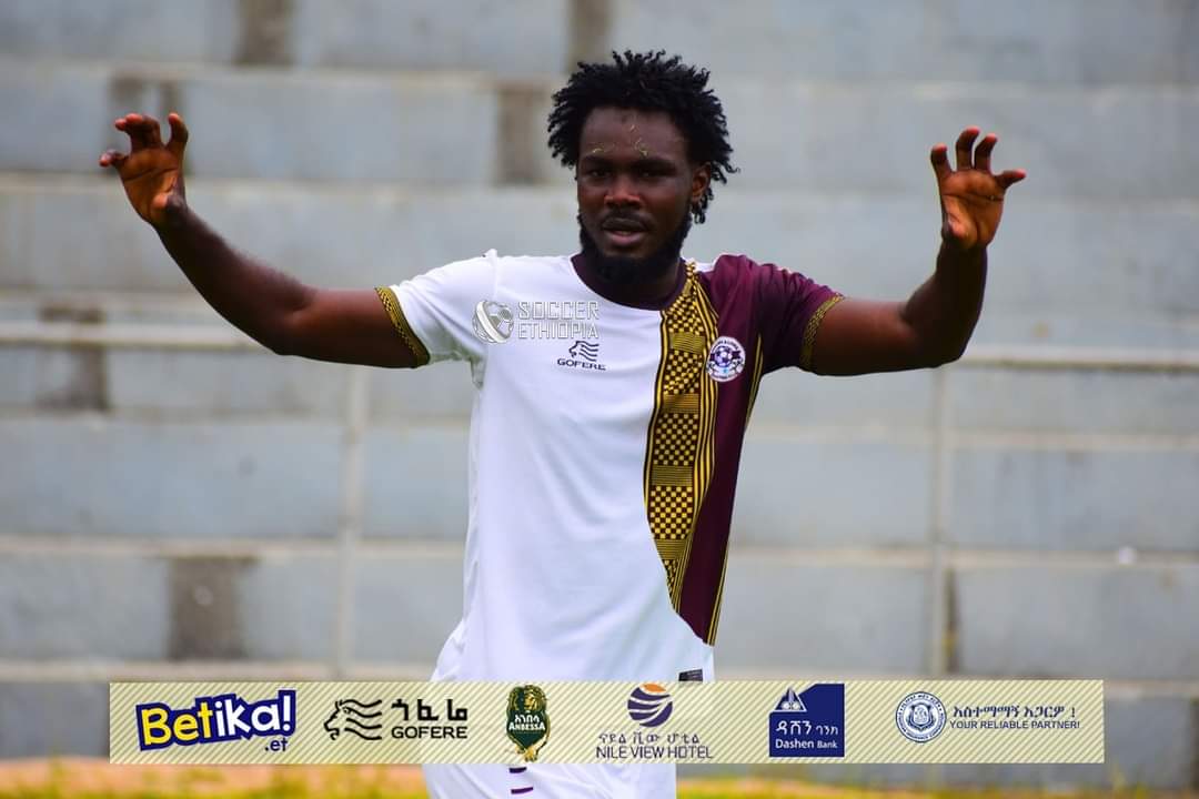 yakmohammed5's tweet photo. Happy to have scored my first goal for Sidaama Bunna FC today but sad we lost away from home to Hadiya Hossana FC. We pick ourselves up and keep going.
#Alhamdullilah #Buffalo5 โฝ๏ธ๐๐ช๐ฟ๐คฒ๐ฟ https://t.co/e4EibfPpTj