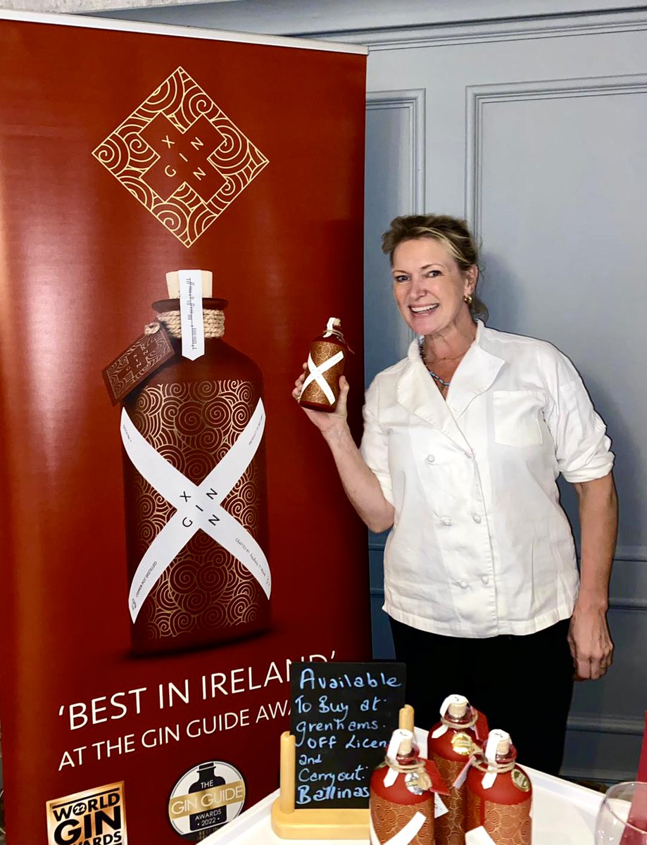 xingin_ie's tweet photo. We're feeling inspired to experiment with Xin Gin after watching the talented Rachel Allen whip up a special Xin Gin Lemon & Blackberry Posset 🍋
A wonderful night at Ballinasloe Fair & Festivals night of food, fashion and fun.
#XinGin #CrossYourHeart #IrishGin #RachelAllen https://t.co/eqUHH40YJL