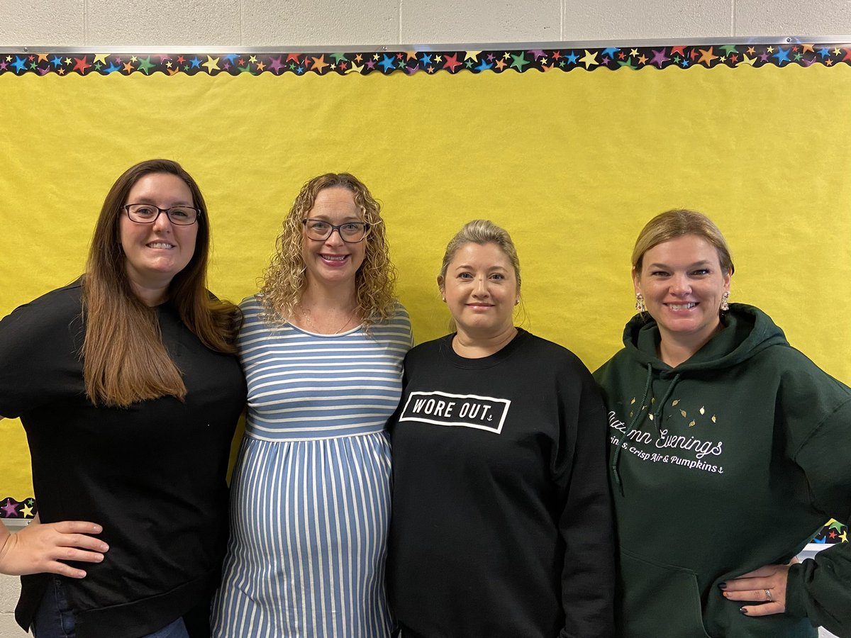 HiscockMrs's tweet photo. Ahhh it’s Mme. Penny’s last day of school. She’s going off to enjoy some time before her little bundle of joy makes his/her appearance. We couldn’t be more happy for you!! You’re going to be the best Mommy. ❤️❤️ @ElizabethParkEl #gradelevelpartners https://t.co/8z9T9PTv8S