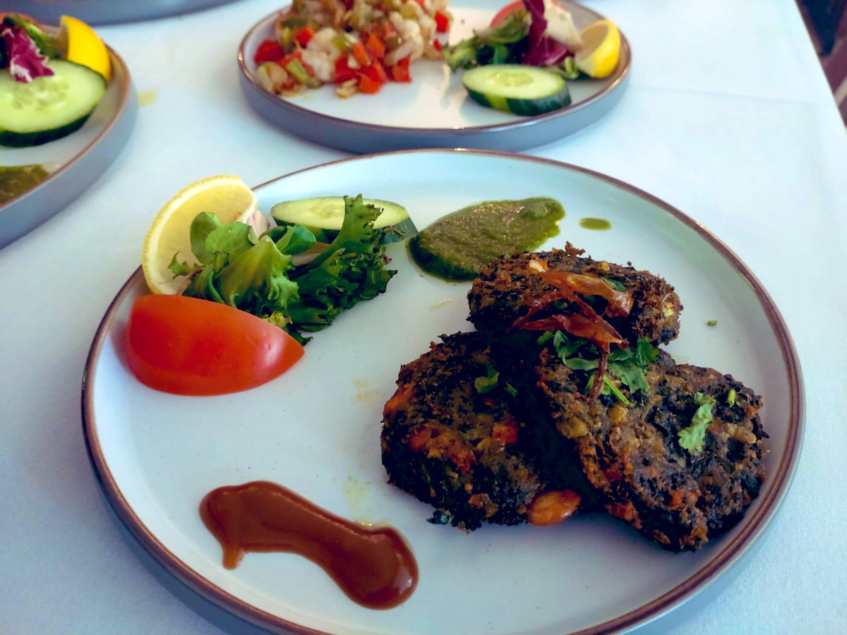 thefarncombe's tweet photo. It’s #NationalCurryWeek !
A warm welcome awaits from the friendly team at #FarncombeTandoori

You can also book your table and order your takeaways via our new website! 

https://t.co/6F4XuVFKoD
01483419388

#gu7 #farncombe #godalming #surrey #indianfood https://t.co/vSbLic7Ym2