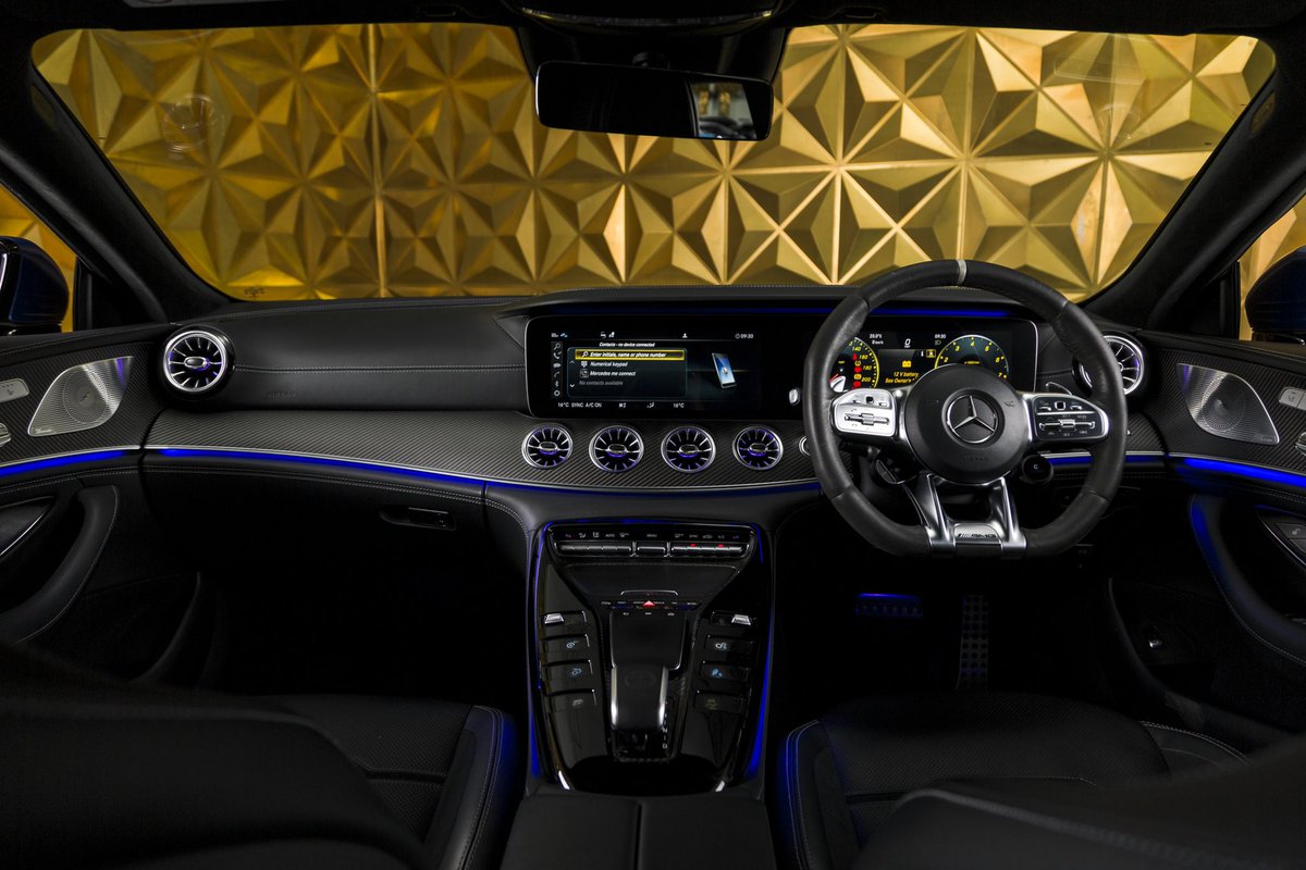gvelondon's tweet photo. Finished in the renowned #MagnoBrilliantBlue our latest arrival comes packed full of goodies with a huge list of extras! The Mercedes-AMG GT63S fills the void in the winter months combing raw AMG speed with practicality, and of course, stunning looks. 

#GVELondon #MercedesAMG https://t.co/7OFn9Lrbay