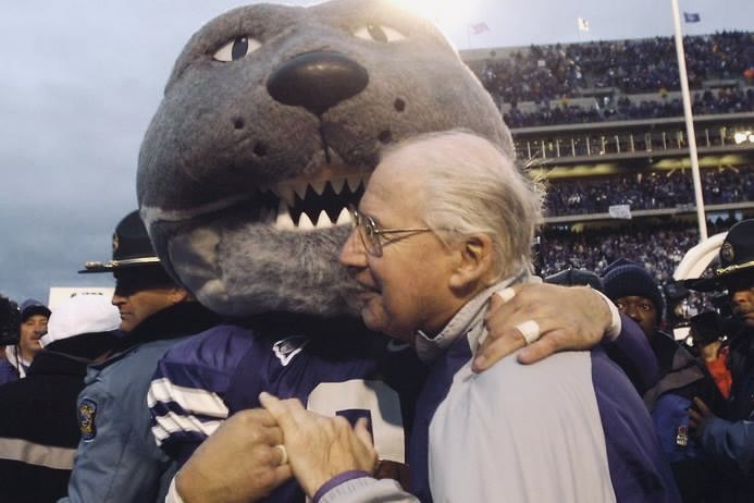 Happy birthday to the legendary Bill Snyder  