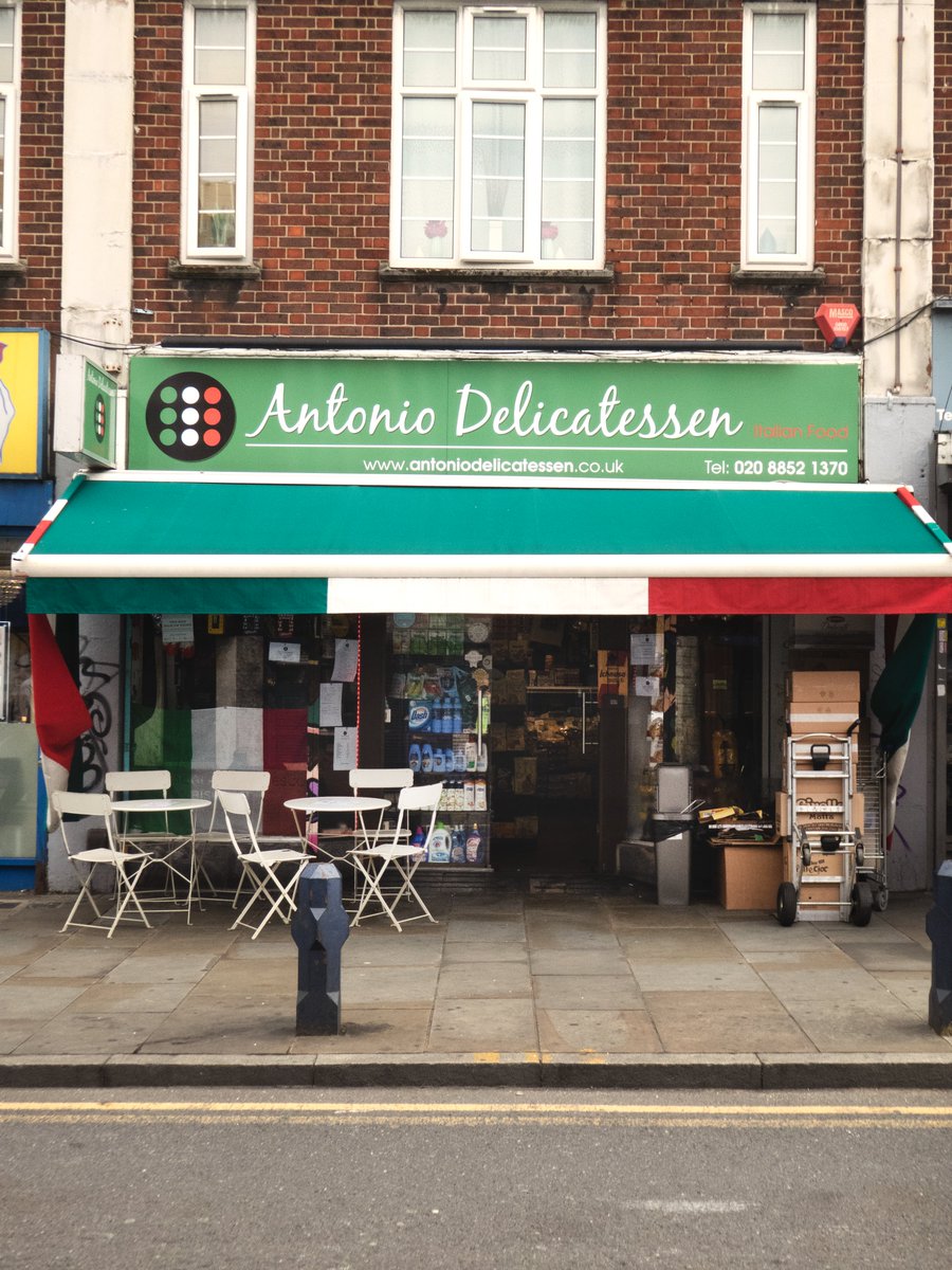 Happy to announce we now supply Antonio Delicatessen in Lewisham, check that out! 
instagram.com/p/Cja2xCxII8X/… 
#antoniodelicatessen #coopersbakehouse #realbreadcampaign #realbread #artisanbread #SE13