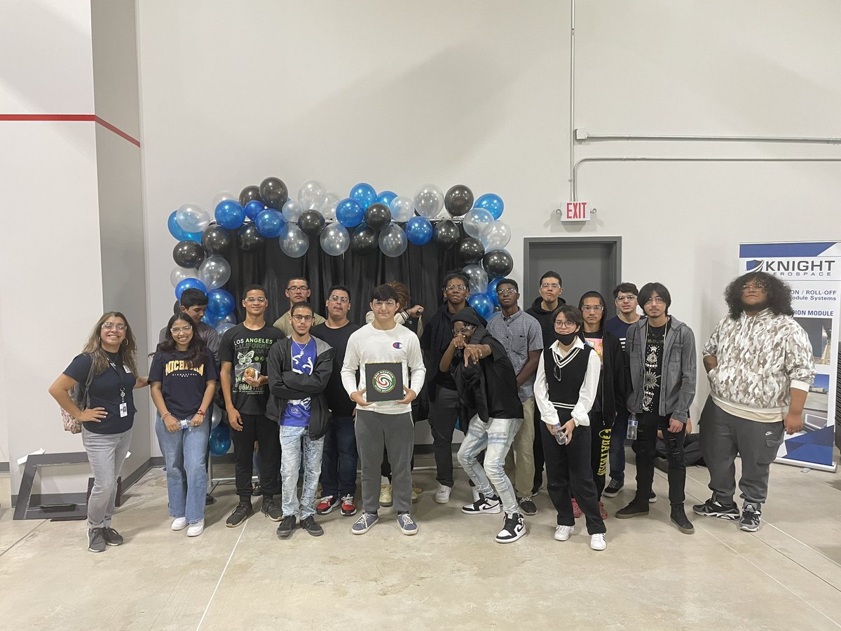 2969_Aftermath's tweet photo. Manufacturing Day @KnightAero_SATX #MFGDay2022 https://t.co/2yXe7037Fs