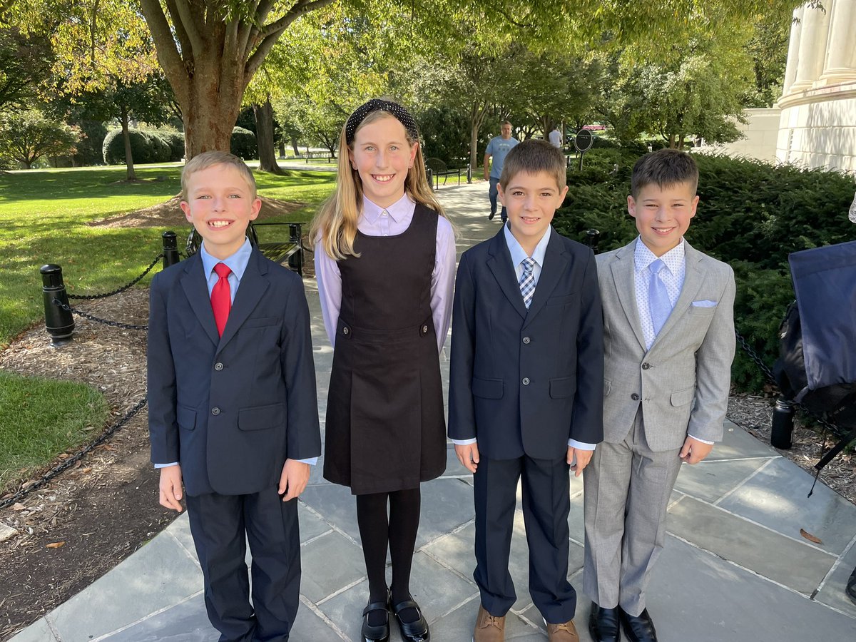 Lauren Sullivan tweet media