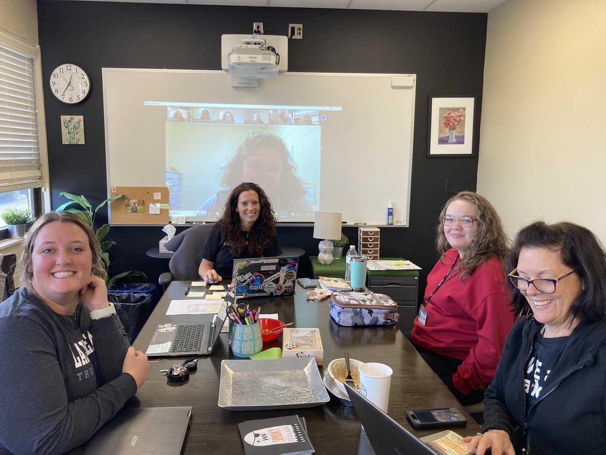 Kimberly Carlson tweet media