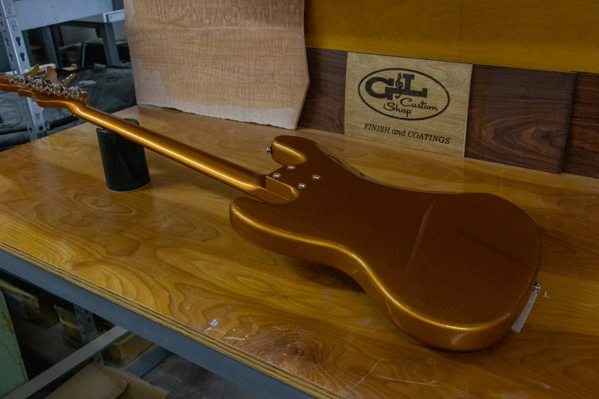 GandLGuitars's tweet photo. Here’s a Custom Shop JB in complete Pharaoh Gold Firemist finish from headstock to body over an Empress body, Rosewood fingerboard, Maple neck, dual SB•1 MFD pickups and a 3 -ply Parchment pickguard.
#glguitars #leofender #glguitarscustomshop #clfresearch #JBBass #MFDPickups https://t.co/tI93teUSBX