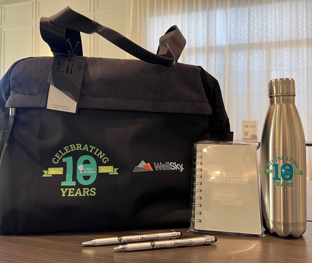 planitincevents's tweet photo. Did you know? We're ready to plan your event *and* advertise it.

The planit inc. team can assist your next event's sponsorship, signage coordination, and printing needs like we did for A Place at Home's franchisee convention. Shoot us a DM with any questions! https://t.co/Off5OvztF6