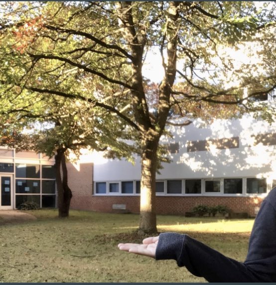 BusEdFun4U's tweet image. Mrs. Briones’s Photography &amp;amp; Digital Media class takes their skills outside to capture some Forced Perspective Photographs. @BoykinBryan @HokieAEK @Ashley83859234