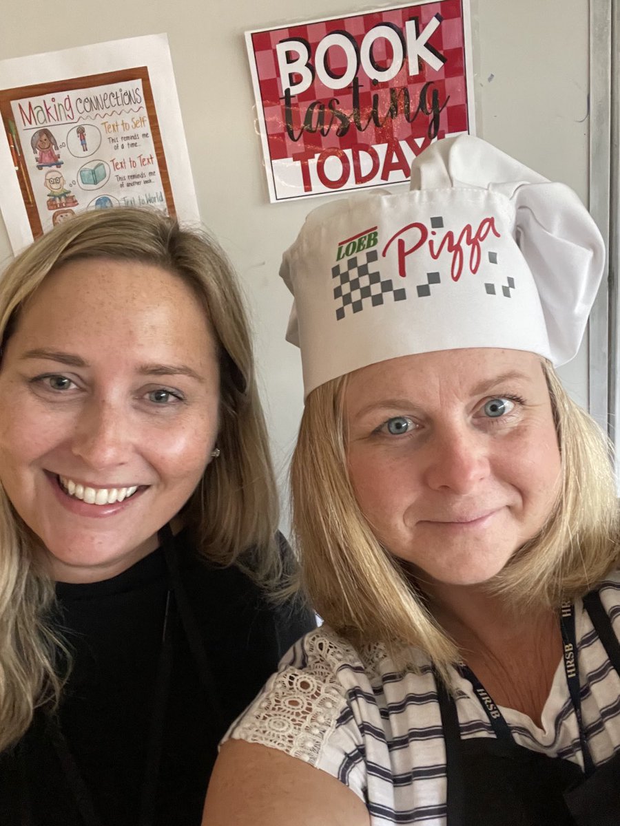 LauraFi26141447's tweet photo. Thank you Ms. Harris! Sous chef extraordinaire! We had so much fun book tasting today! #engagement #hrce #grade7booktasting #shjh2022 https://t.co/8r5yu3VtUB