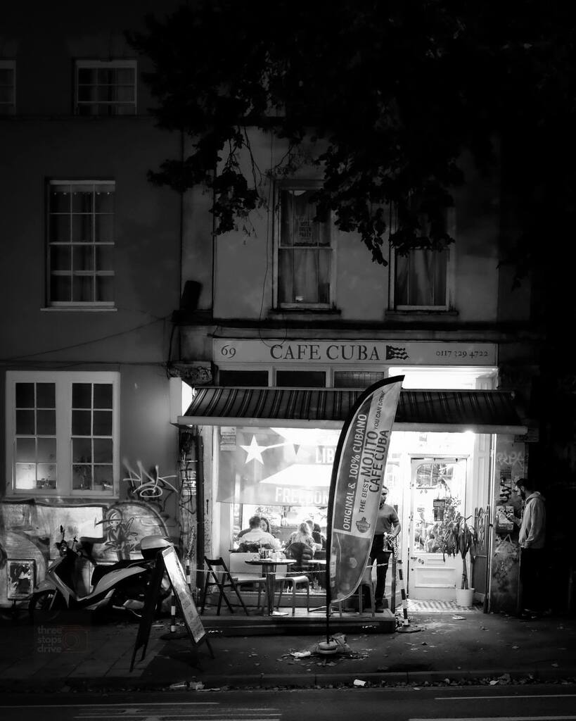 Cafe Cuba, October 2022
.
📸 Fuji X-T3
📍 Stokes Croft, Bristol
.
#black_and_white #bnwstreetphoto #bnwstreet #bwgrammer #citybnw #bnwcity #urbanandstreet #streetandmoody #streetscene #bristoluk #igersbristol #streetinblackandwhite #jj_blackwhite #stre… instagr.am/p/Cja2KNboN7q/