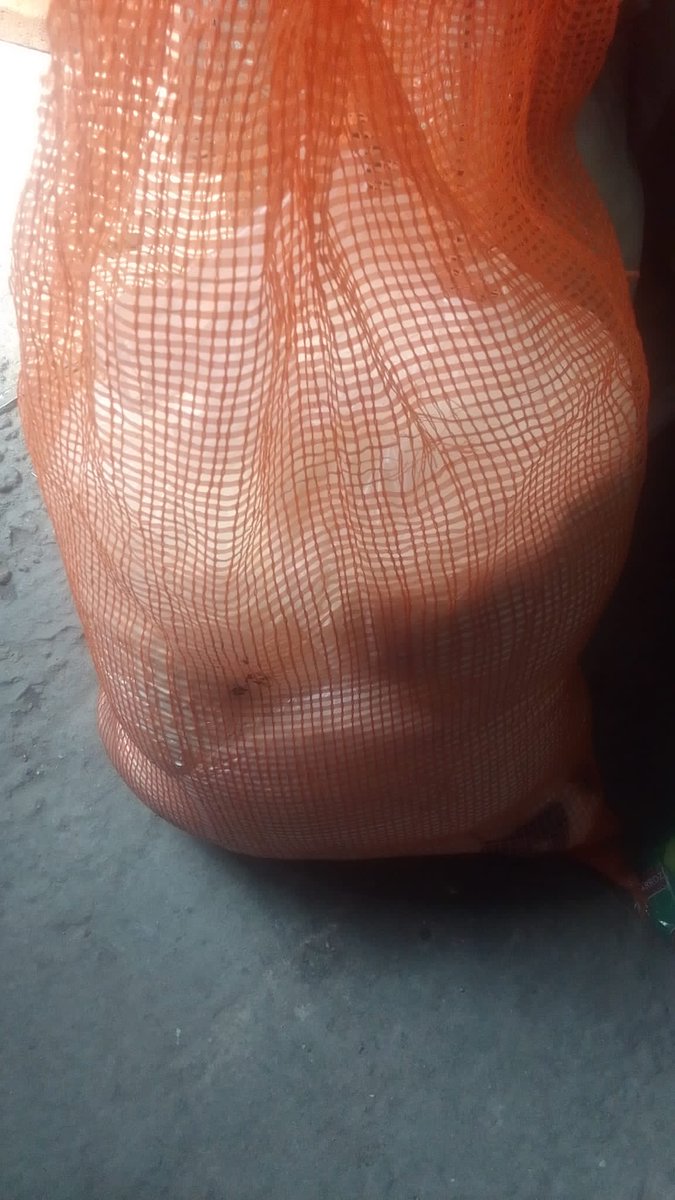 Gracias a Falcap por ayudar con leche en polvo y dulces a los niños, para poder seguir adelante, entre todos es posible .<a href="/LorenaLorenzoPT/">Lorena Lorenzo</a> <a href="/vanbalas/">Pistoler</a> <a href="/_MilaRodriguez/">Paquita ✨</a> <a href="/cata_1891/">Catalina Mosquera</a> <a href="/EMolinari_1891/">Lenny</a>