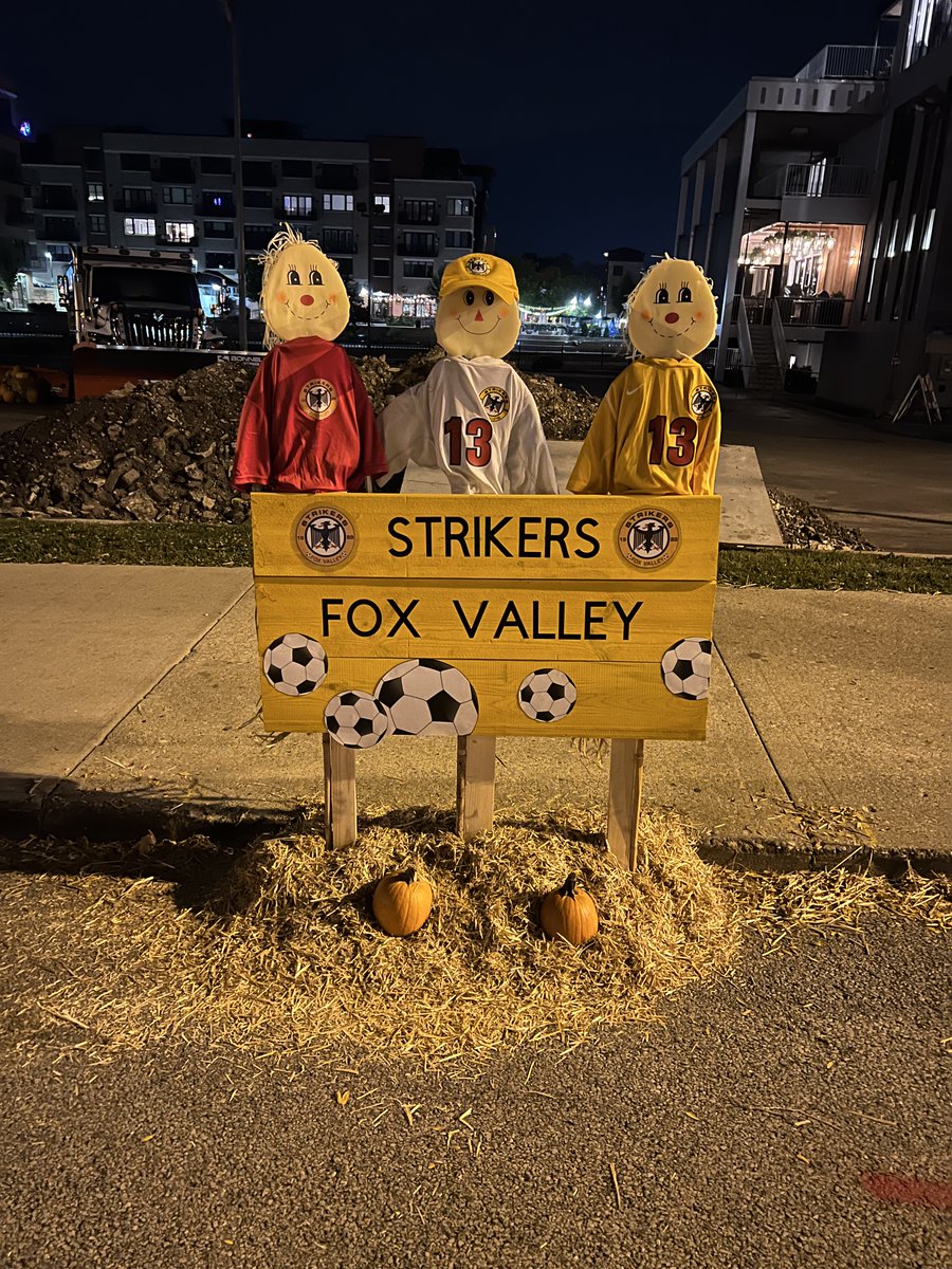 Strikers_FV's tweet photo. Take a selfie, and vote for Strikers Fox Valley/Entry C26 as your favorite Scarecrow this weekend in St. Charles on Riverside Ave! Vote Strikers at the voting box on Riverside! #onecommunity #oneclub #scarecrowweekend #StCharlesIL #ScarecrowFestival2022 https://t.co/4FxkjdvmCl