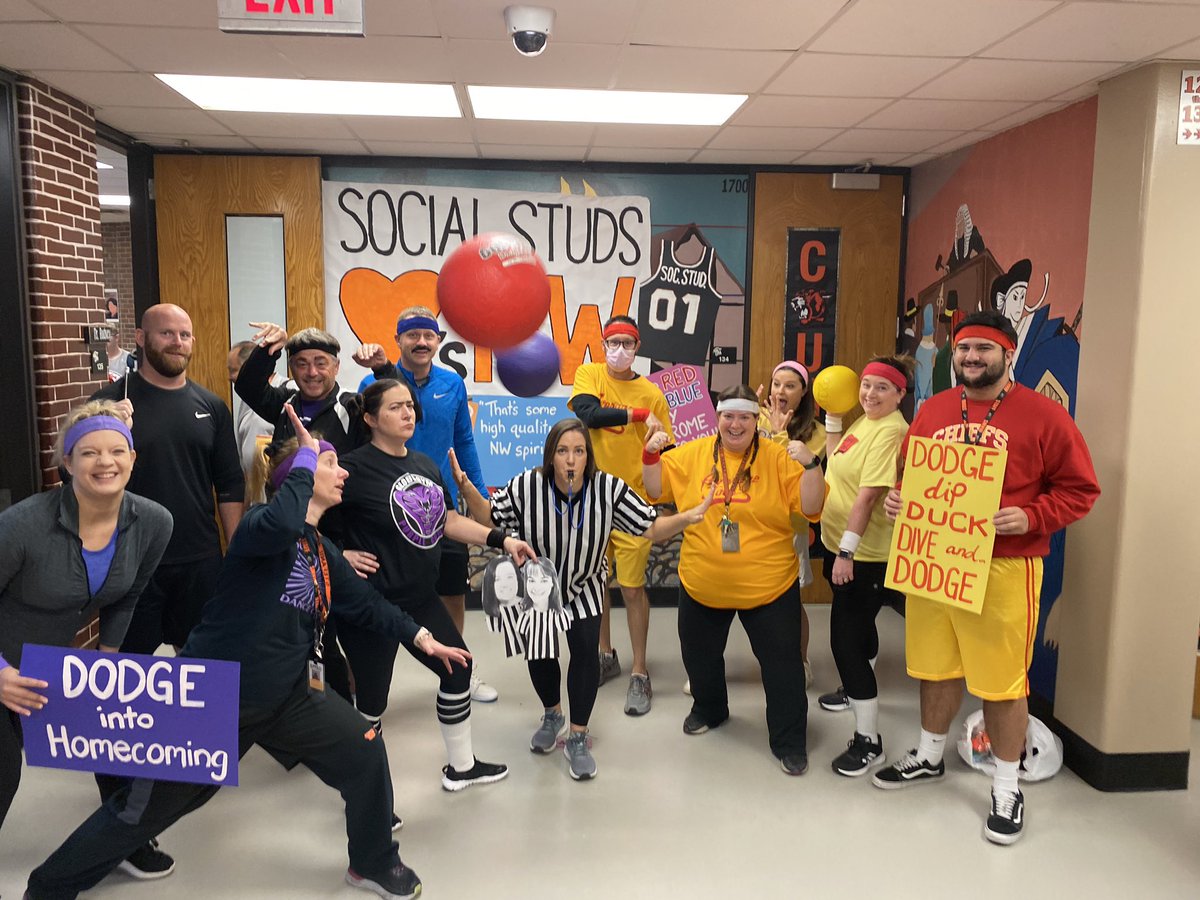 SMNWLinkCrew's tweet photo. Happy Homecoming NW!
@smnw_office https://t.co/6WyiQrNOMr