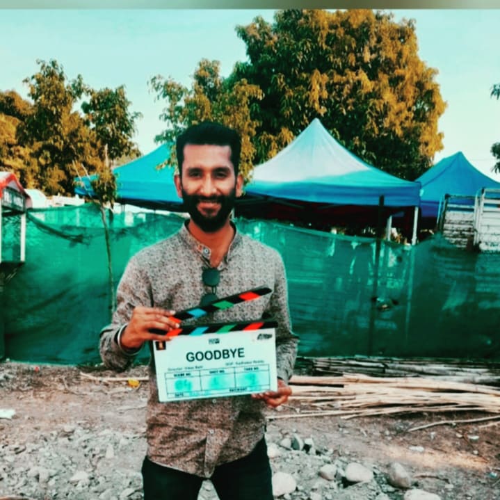 Deepankar_ravi's tweet photo. After a long time a good movie  has come.@EktaaRKapoor #goodbye  @goodbye @SrBachchan @iamRashmika congratulations https://t.co/rERq5eUvKj