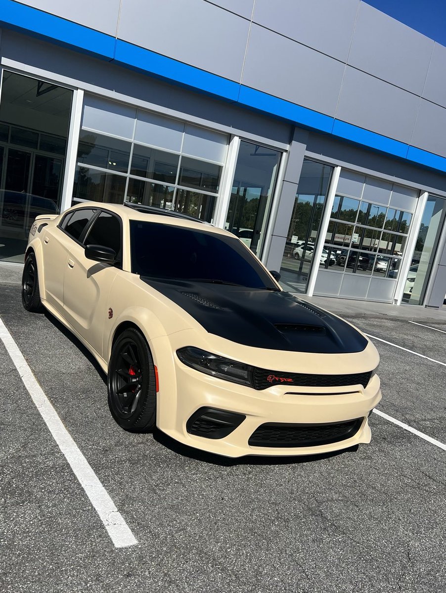 srt_hall's tweet image. P💥ppin My Sh*t With A Capital &quot;P&quot; SRT Redeye Red Key 👹‼️🔥

2022 SRT Widebody Hellcat Redeye 🔥
#newestaddition #widebody #hellcatredeye