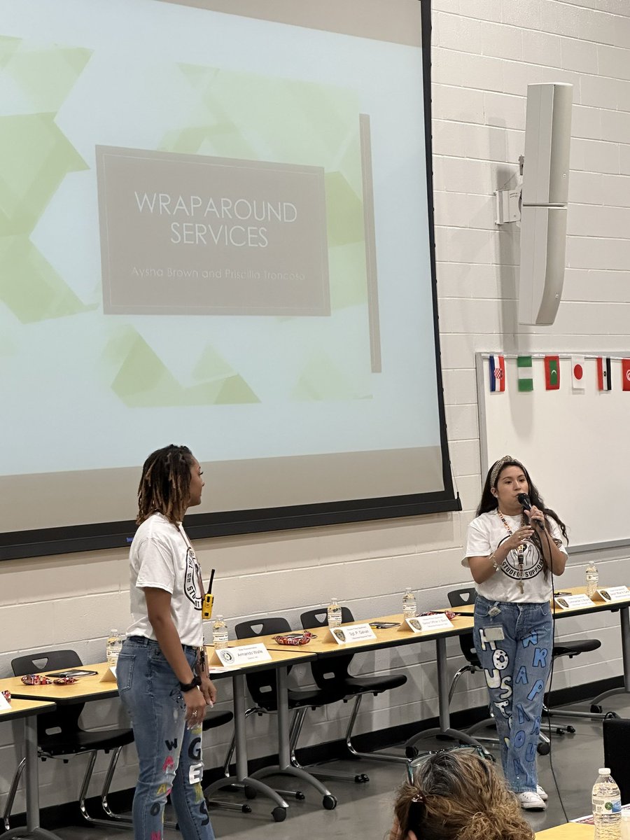 C. Oviedo, Manager, Wraparound (@oviedo_mgr) on Twitter photo What a turnout <a href="/SHMSTC/">Sam Houston MSTC</a>’s coffee with a Principal!! Our @HISD_Wraparound specialists introducing wraparound! What a turnout <a href="/SHMSTC/">Sam Houston MSTC</a>’s coffee with a Principal!! Our @HISD_Wraparound specialists introducing wraparound!