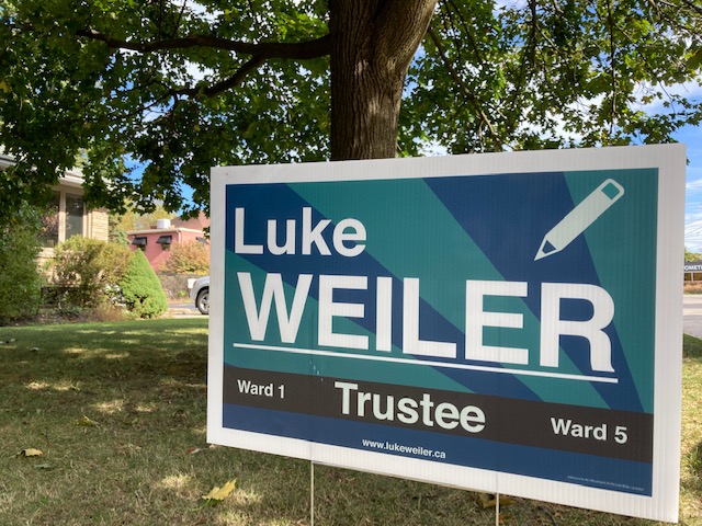 VoteWeiler's tweet photo. Thanks #Guelph for being so generous with your lawns! https://t.co/rLjq6qWoVw