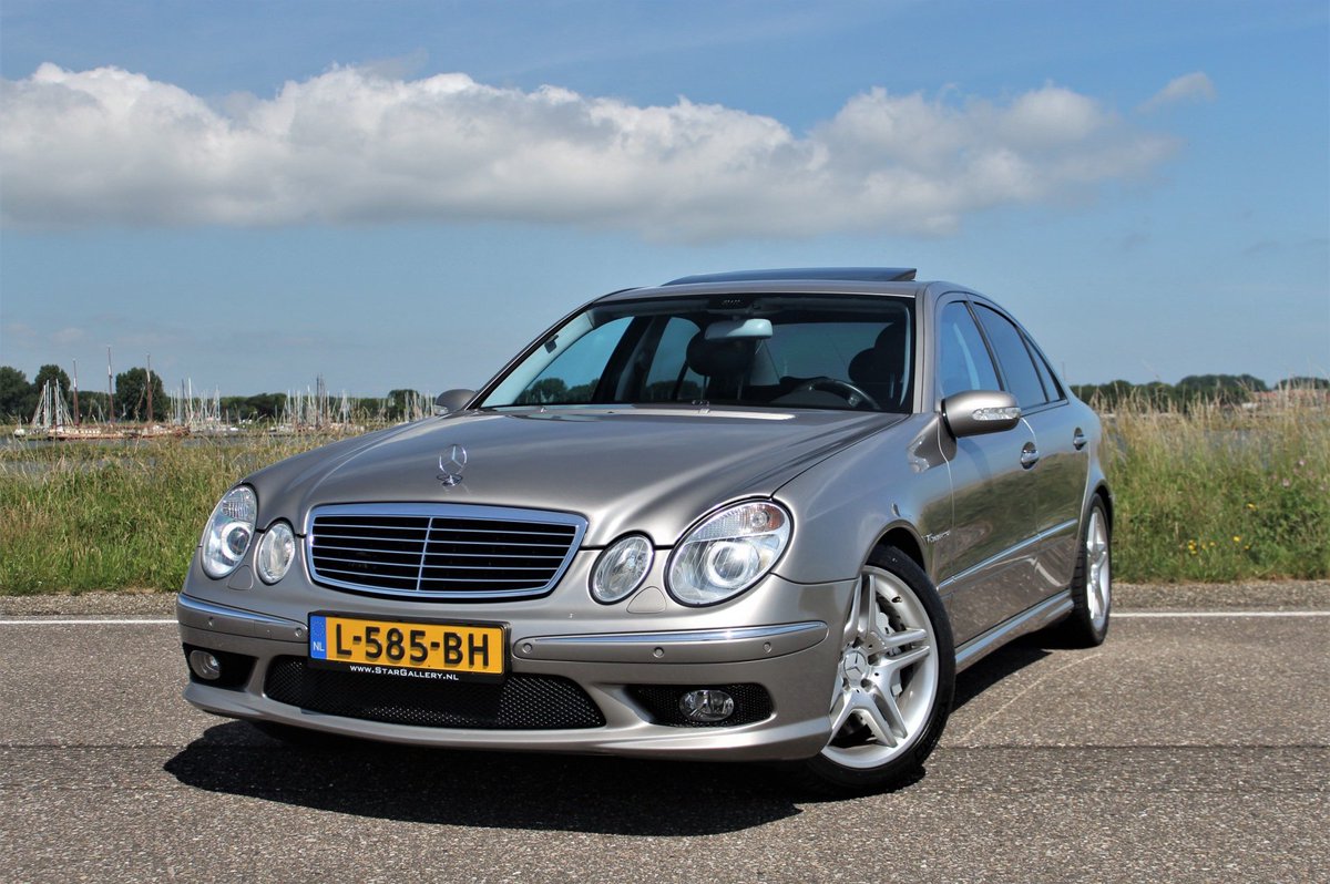 thestargallery's tweet photo. De sensationeel mooie fiscaal aantrekkelijke #Mercedes E55AMG met slechts 76000km is verkocht! #W211 #AMG #M113K #V8 #kompressor #476pk #700Nm #retesnel #topkleur #topconditie #weinigkilometers #youngtimer #historie #liefhebbergevonden https://t.co/DOdN6oqYg0 https://t.co/iB2KjEYlXA