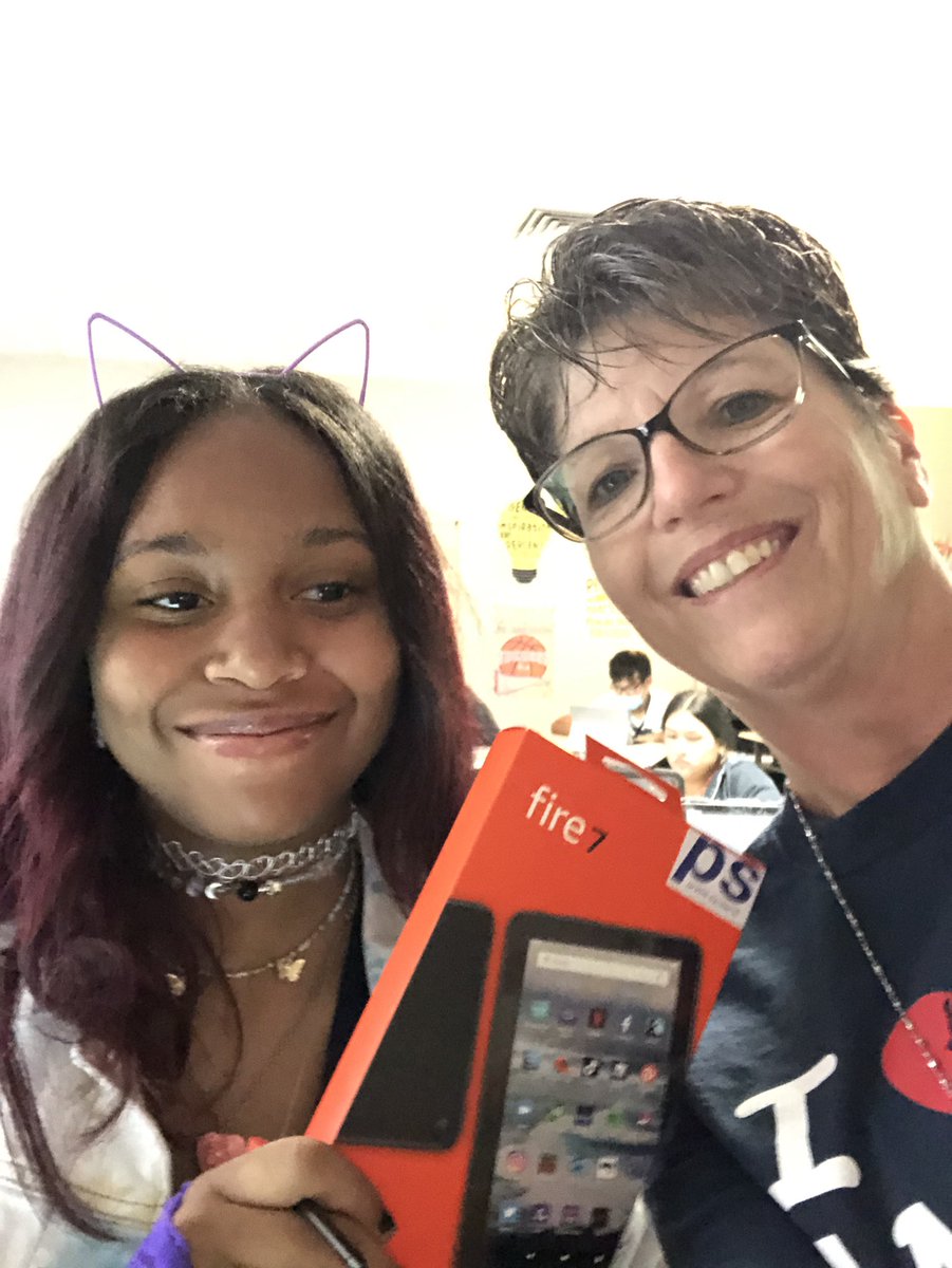 CySpringsLib's tweet photo. Congratulations to Nala Whitaker for winning the summer reading challenge and representing Cy Springs! @CyFairLibraries @Fergy4Tech @CySpringsHS https://t.co/qrV0rLiKjH