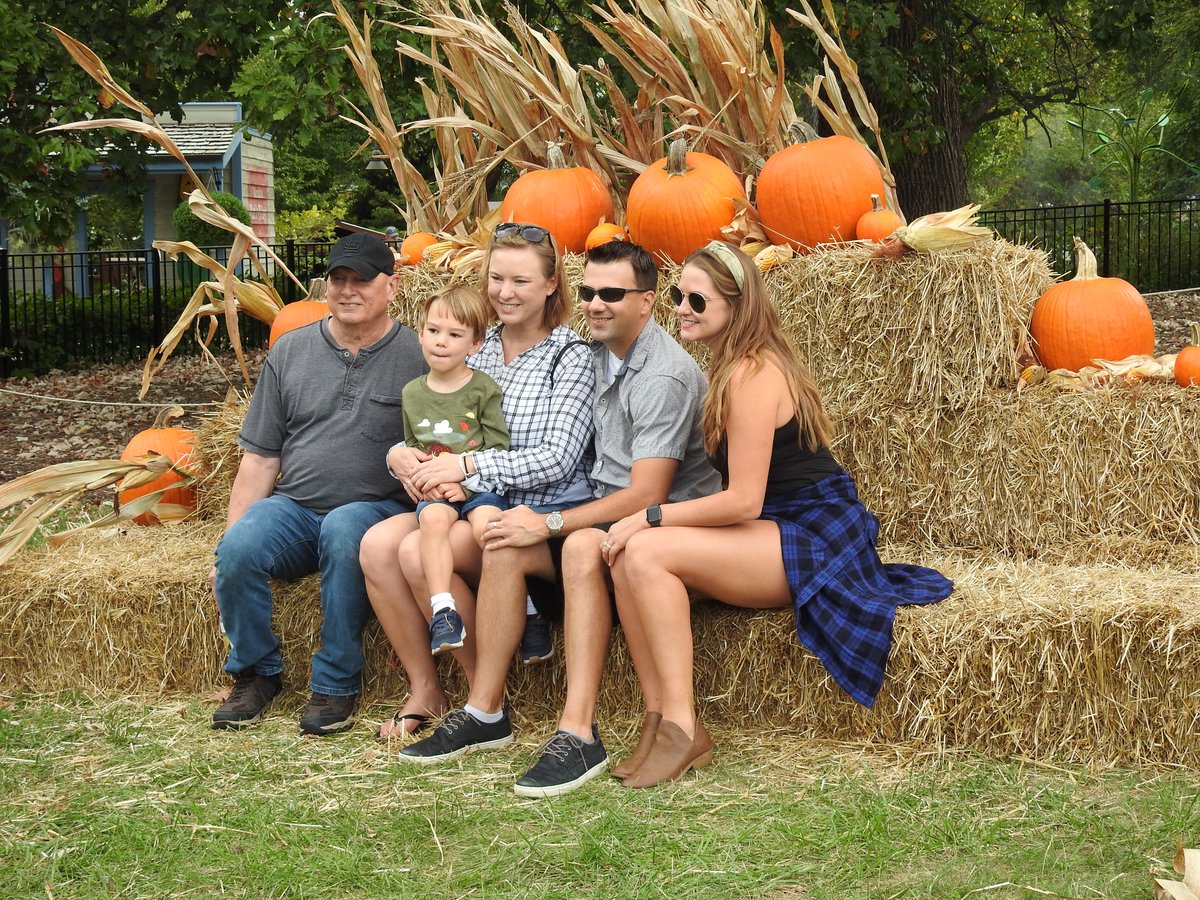 The Best of Missouri Market is back at <a href="/mobotgarden/">MO Botanical Garden</a> TODAY through October 9th! 🛍 This beloved fall festival features food, native plants, herbs, custom jewelry, handcrafted items, &amp; more. 🍂 

Get tix ➡️ events.missouribotanicalgarden.org/best-of-missou….

📸: Tom Incrocci, Erik Anderson