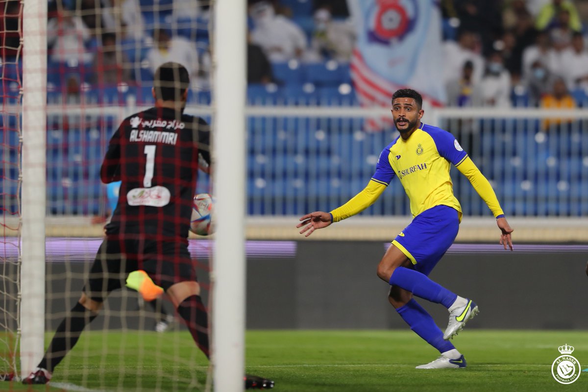 AlNassrFC's tweet photo. 📸| ’88
النصر 2 - 0 أبها
#النصر_ابها https://t.co/ida2cwsW6K
