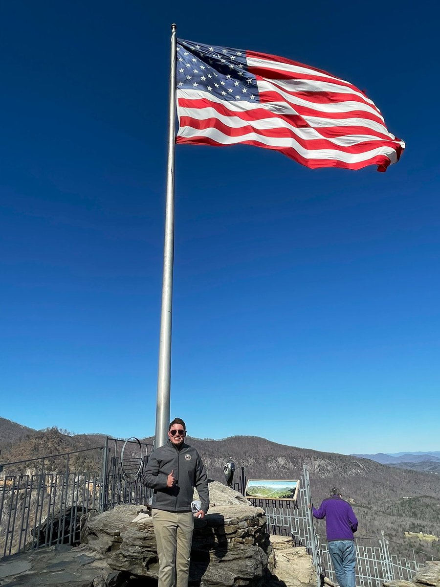 MitchellsMayors's tweet photo. #ChimneyRock, NC is very unique! One of the few towns named after a local staple: Chimney Rock. Mayor Peter O’Leary is the owner of Bubba O’Leary’s general store; the best in town! He loves the fresh mountain air, the new people ALWAYS visiting, and making a positive difference. https://t.co/a4G62awW48