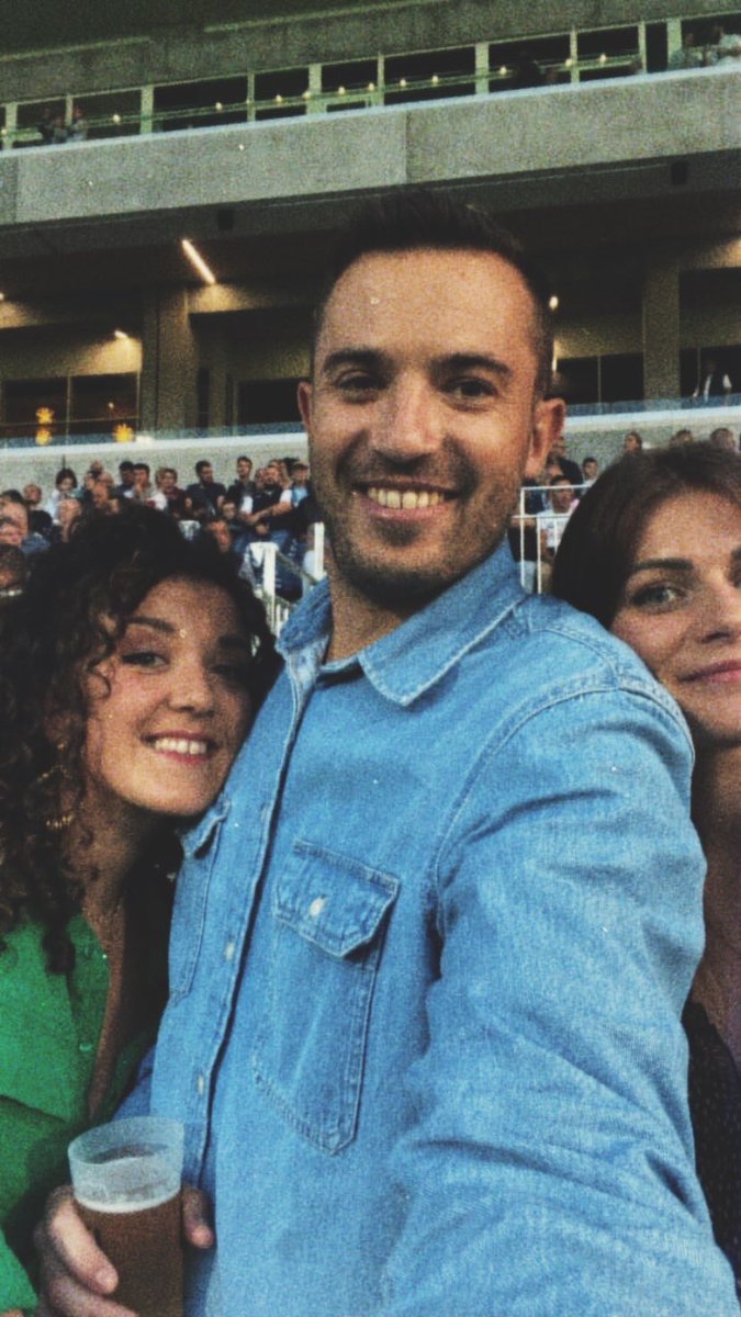 Premier match avec le Petitou dans notre nouveau jardin ! 🫶🏼🤍💙

Allez <a href="/agen_rugby/">Agen Rugby - SUA LG</a> ! 

W/ <a href="/anthonycomollio/">Anthony Liszewski</a>