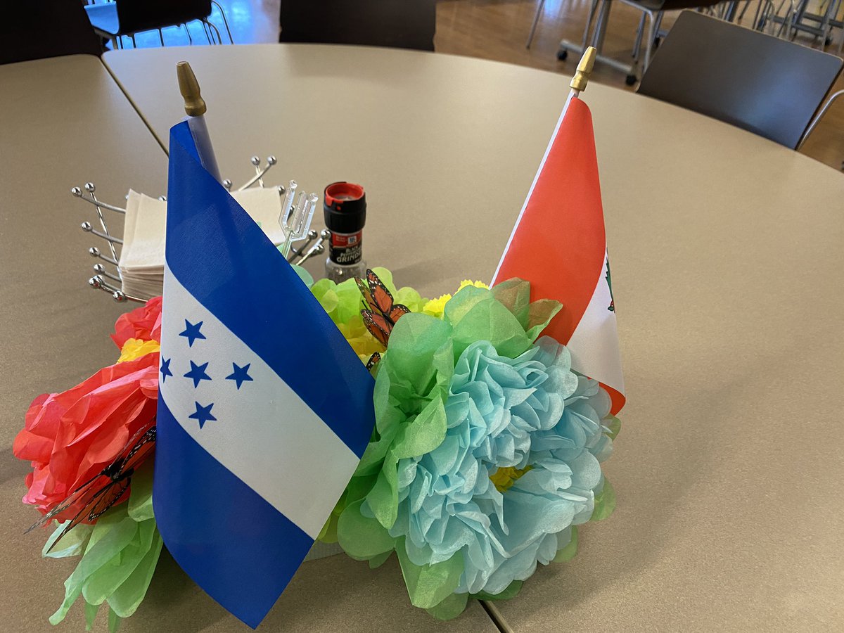 HIESbears's tweet photo. Thank you to our team @sagedining for a fun lunch for Hispanic Heritage Month with paella, chicken tinga, plantains, tortilla soup and churros! #HispanicHeritageMonth #hiesbears https://t.co/NCwCkivQkL