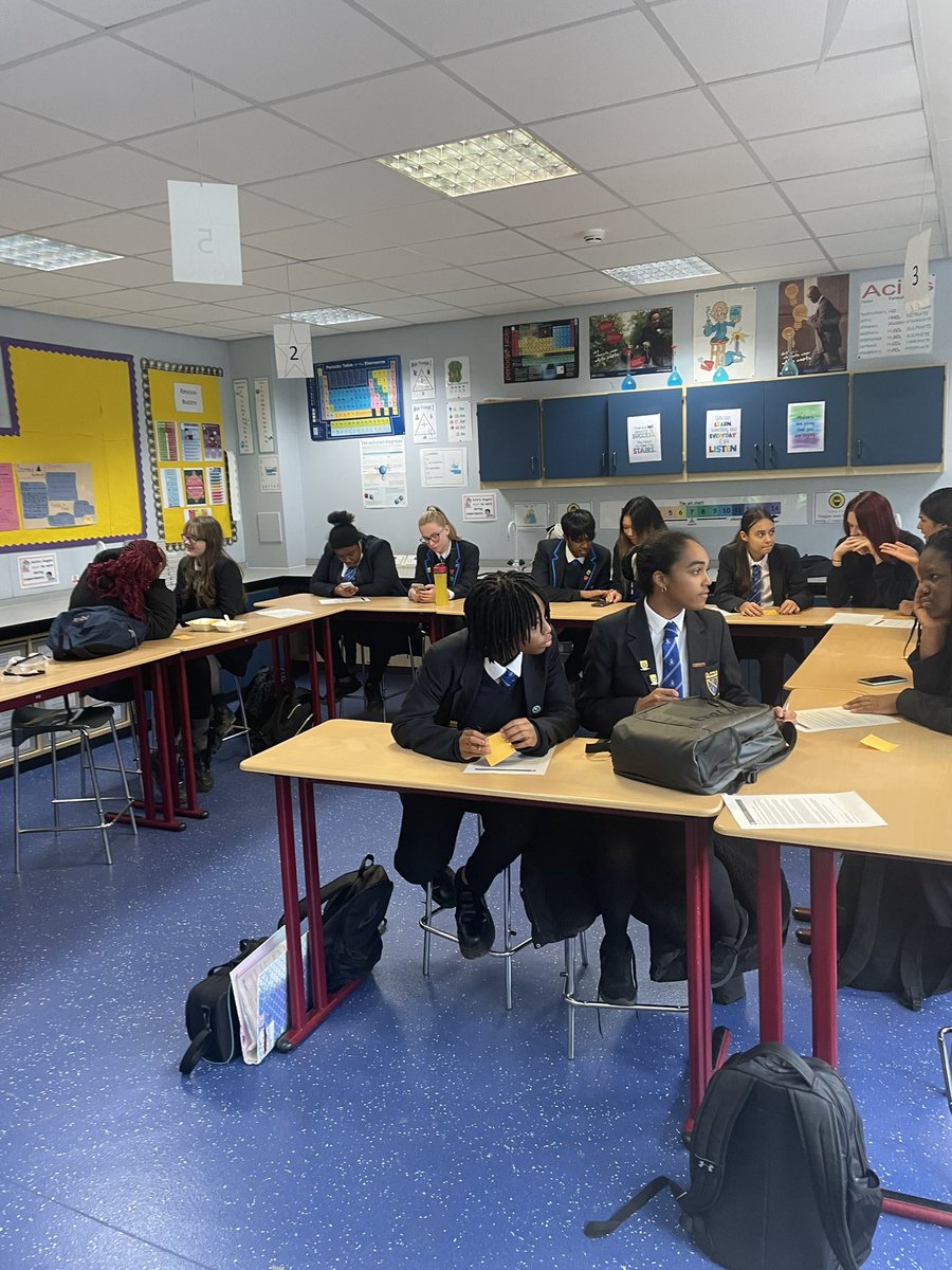 StAnds4Sustain's tweet photo. Loads of ideas coming from the @1point5MAX group for our Problem Statement. Getting ready for our Schools Global Climate Summit @StAndrewsRCSec @StAndrewscience @EdISGlasgow @LfsGlasgow @KSBScotland #ecoschools #onepoint5max #netzero #climateeducation https://t.co/t1rdEQUcLs