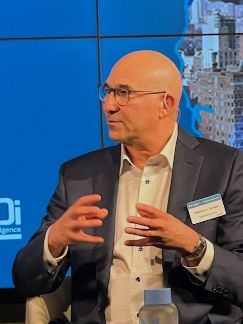 nyuspsimc's tweet photo. Yesterday, @nyuspsimc Adjunct Professor @MattS124 was interviewed at the @ftlive Investing in America Summit by @FinancialTimes editor @brookeamasters about companies' U.S. expansion. They were joined on-stage by @BEBuchanan, Co-founder &amp; CEO of @ROKT. 
#WeAreSPS https://t.co/blOlm0WqMz
