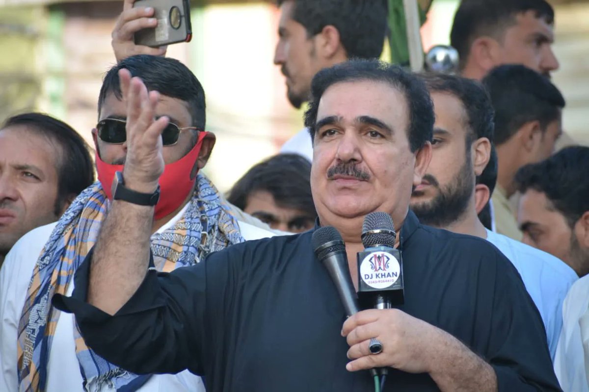ANPOSwat's tweet photo. سوات میں دہشتگردی کے نئے لہر کیخلاف خوازہ خیلہ میں سول سوسائٹی کا عظیم الشان احتجاجی امن مظاہرہ ہوا۔ عوامی نیشنل پارٹی کی جانب ضلعی صدر ایوب خان اشاڑی، سابق امیدوار صوبائی اسمبلی شیرشاہ خان، سابق نائب ناظم اعلیٰ سوات عبدالجبار خان نے خطاب کیا۔
 #PashtunLivesMatter https://t.co/uHEy6WXa10