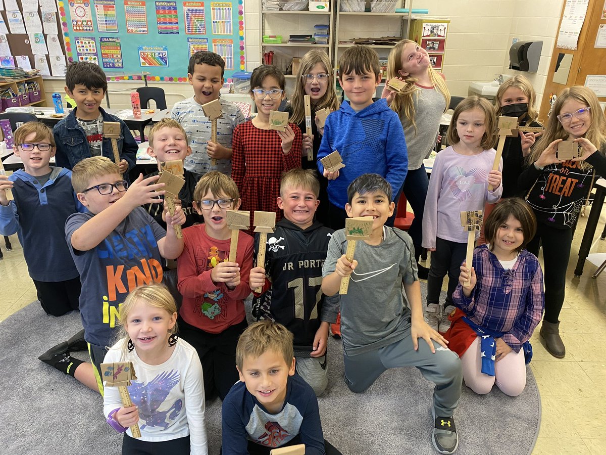 DubsD91's tweet photo. 3rd graders spent a month studying force and motion, then ended the unit by making the hopper poppers they learned all about in one of the videos! @Lockport91 https://t.co/ObhnAOIVTe