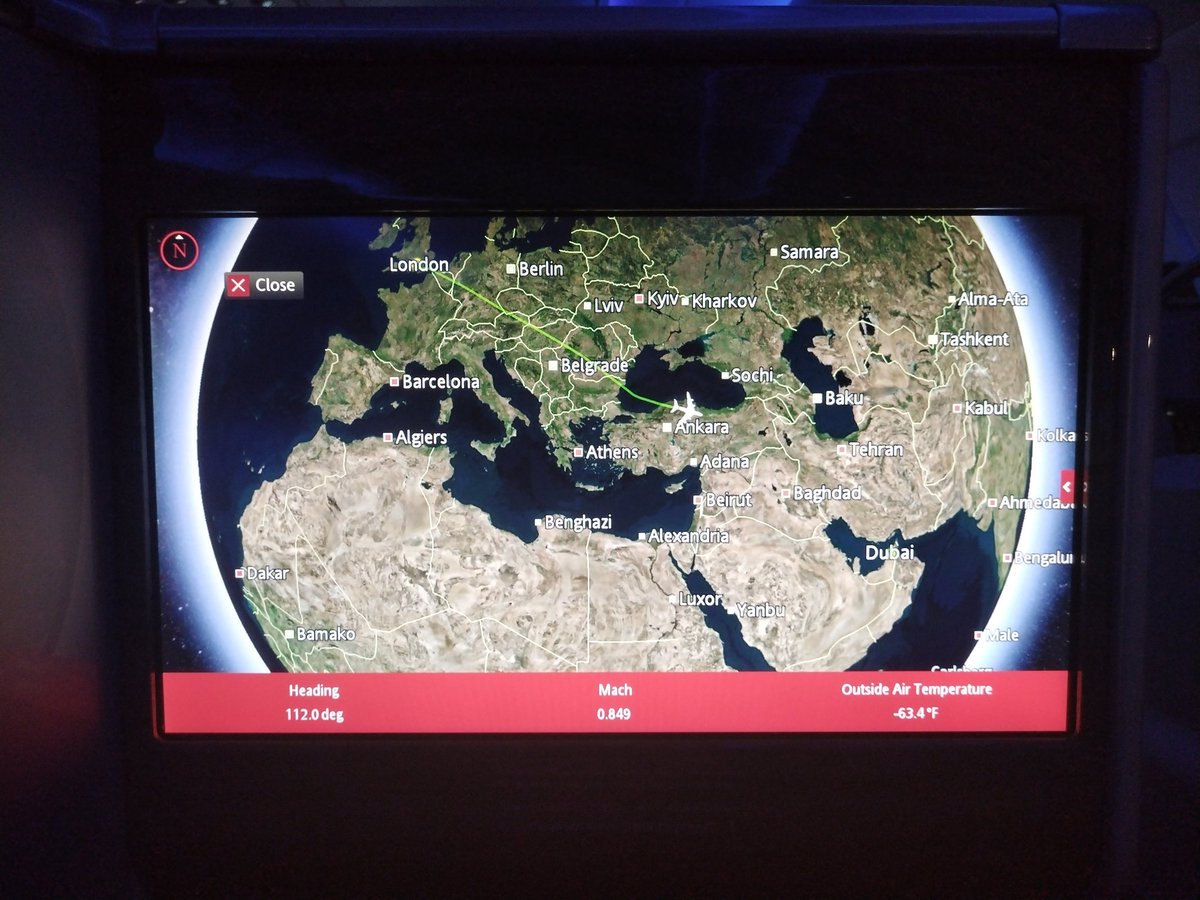 Chris Brown tweet media