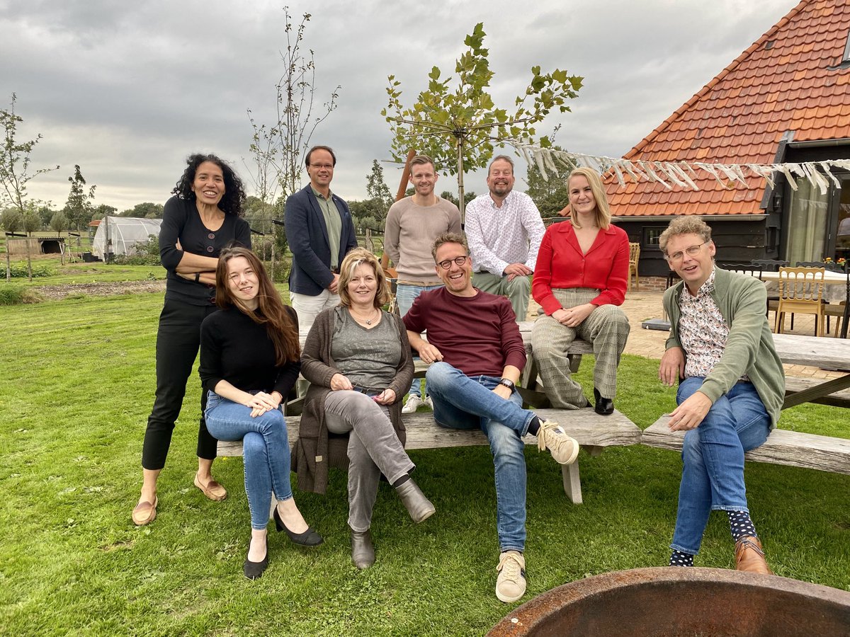 Hoe bouw je betoog op? Waar maak je verschil op inhoud. Spelen met woorden, ordenen van argumenten, impact maken. 3 trainingen geïnvesteerd id retorische kracht vh team ⁦⁦<a href="/CUZwolle/">ChristenUnie Zwolle</a>⁩ op verschillende vlakken gewerkt met de fantastische trainer ⁦<a href="/Henkstoorvogel/">Henk Stoorvogel</a>⁩