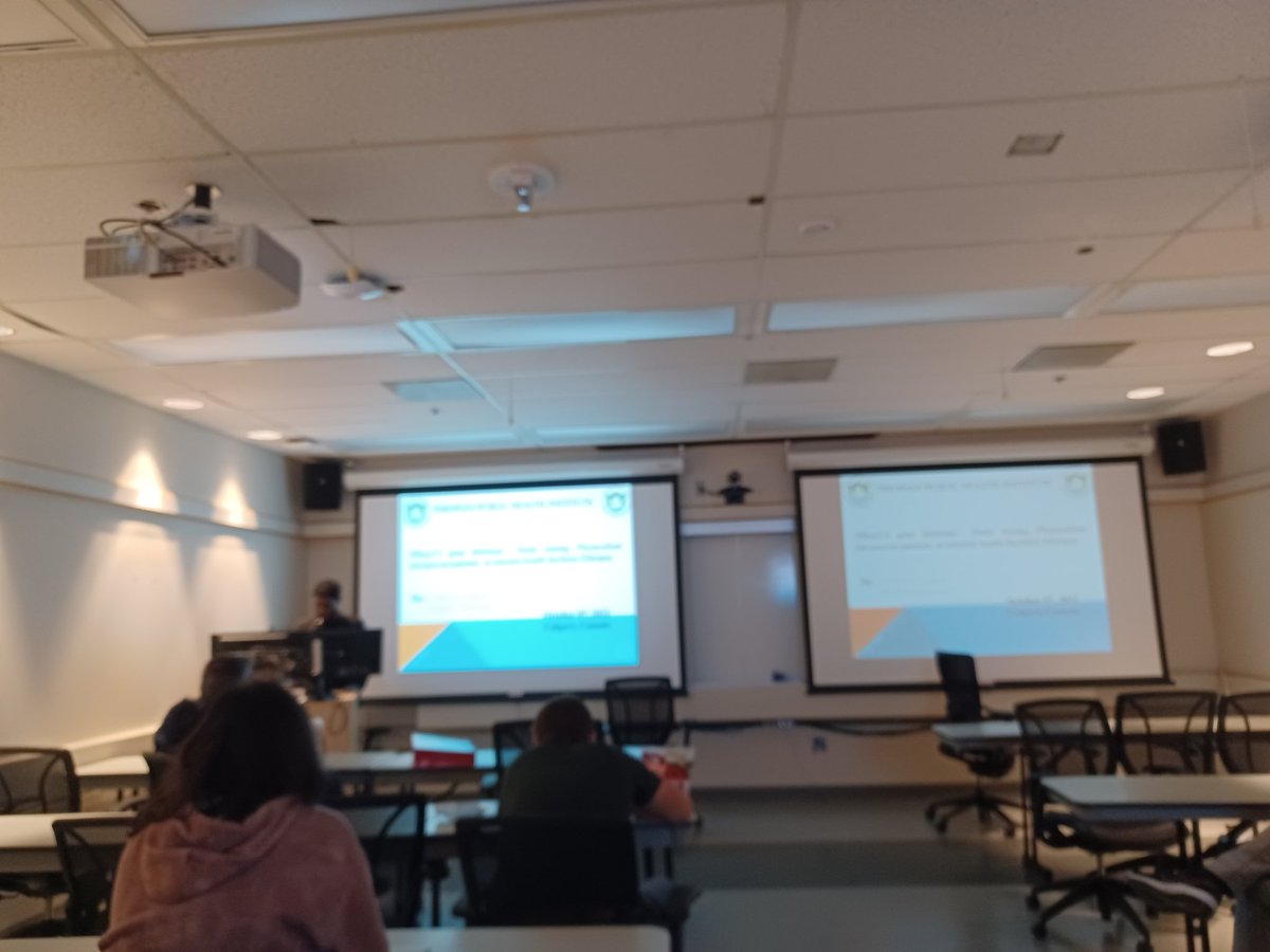 Clairekamalid's tweet photo. Great talk from Aderaw from EPHI during his visit in @LabPillai #plasmodium #hrp2 - we are glad to have you here ! https://t.co/dg1v6HvlIk