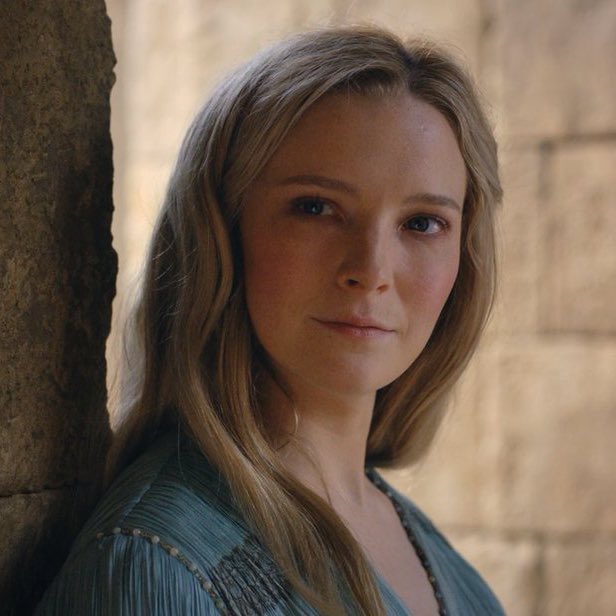 Morfydd Clark (@morfydclark) on Twitter photo 