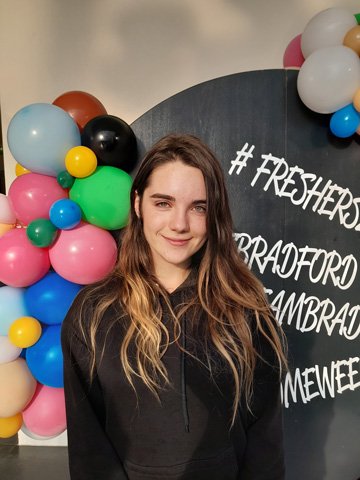 UniBradOutreach's tweet photo. It is always great to help students and we have all enjoyed helping Ella with her application to Bradford.
Nigel has overseen all of her pre entry support and Ella is now enjoying student life. We look forward to following her Bradford journey 😀

https://t.co/FFs7s175fF https://t.co/dGMo2gtyUi