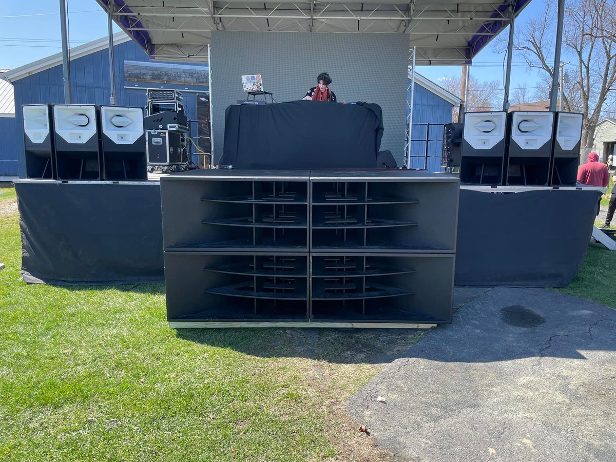 ̶S̶̶K̶̶E̶̶T̶̶C̶̶H̶̶Y̶ tweet media