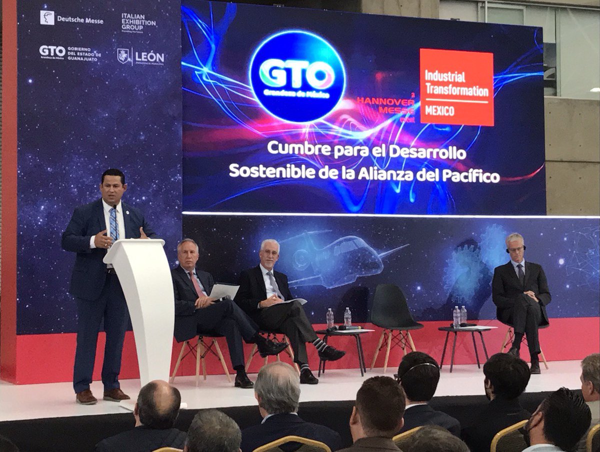 En el #panel 2 "Desarrollo Inclusivo de la Cumbre de Desarrollo Industrial Sostenible", se hablód e la necesidad de reducir la brecha social a través de políticas y acciones que promuevan el desarrollo económico.

#KAS4Innovation 🇩🇪🤝🇲🇽 #ITM2022