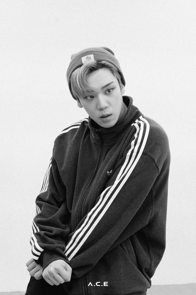 OnThisDayACE's tweet photo. [201008] // Two Years Ago

A.C.E Twitter &amp; Instagram updates, counting down until the Online Fan Concert 

🕊️ https://t.co/rjlPRf8tnE
📷 https://t.co/mZACiERKMy
📷 https://t.co/eEwH1JDTNK
📷 https://t.co/fqEDYvMaSu

#ACE #에이스 @official_ACE7 
#KimByeongkwan #김병관 https://t.co/XyPo68fkWD