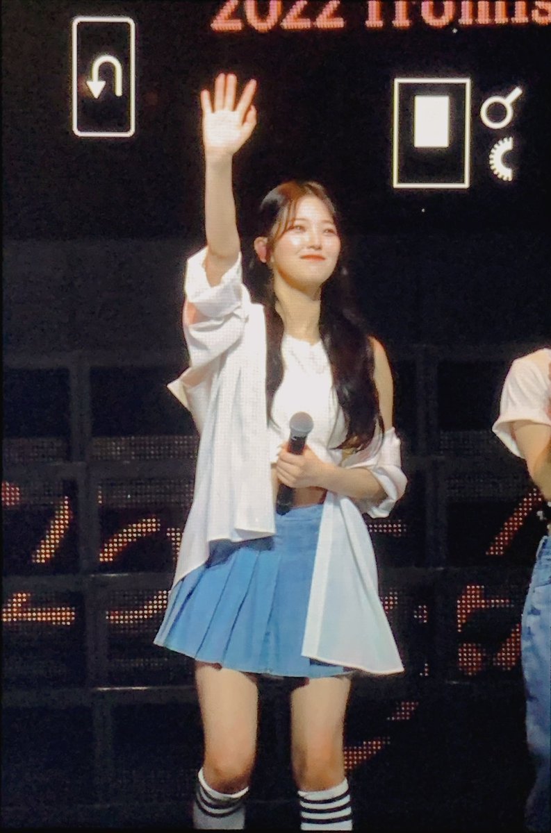 JIHEON_120's tweet photo. 221007 프리뷰
일본 플로버랑 즐거운 시간을 보낸 헌이°ʚ♡ɞ°
#fromis_9          #프로미스나인          #백지헌 https://t.co/SN9ZsjkwsP