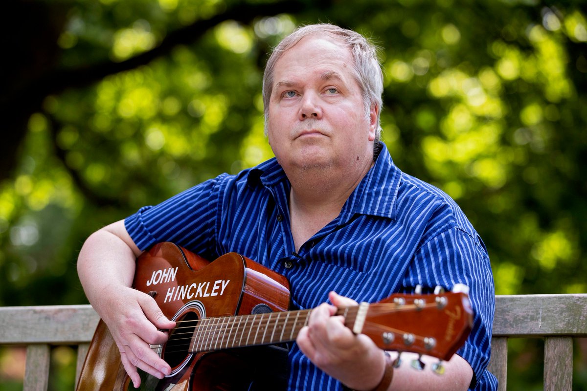 I spent the afternoon with John Hinckley in Williamsburg recently, who is pursuing a music career after his release from court oversight.

(Photos: AFP / Ryan M. Kelly)

Read the whole story: msn.com/en-us/news/wor…