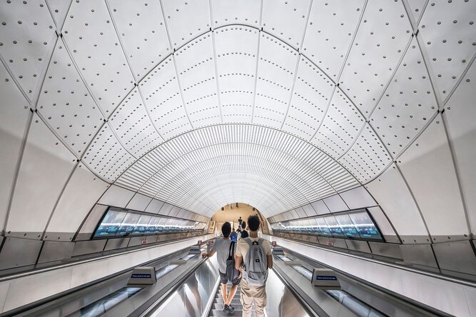 HundvenClements's tweet photo. Super exciting to photograph one of Europe’s largest infrastructure projects. Not exactly straight forward when permissions are required from the CAA, London Heliport &amp; TFL! However a diverse range of images were captured exploring the complexity of Bake… https://t.co/LkLfJmkGLe https://t.co/tHBLBFpLlC