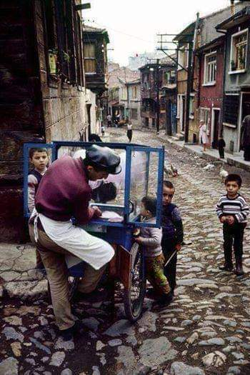 Taş yollar, yağmur suyu toprakla buluşturur.