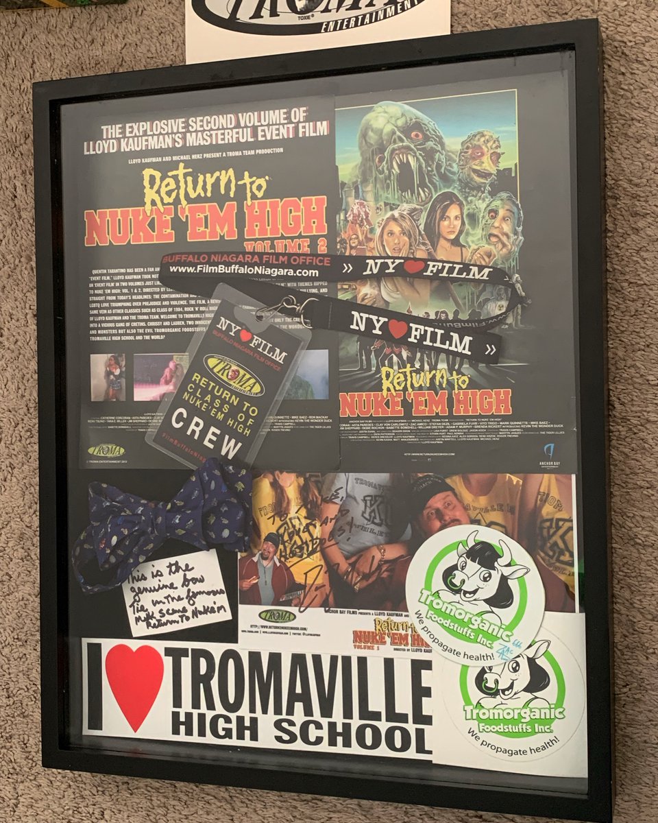 80sbabyTru's tweet photo. #returntonukeemhigh @Troma_Team @TromaNOWApp @TromaRon @lloydkaufman @TromaArmy #props #Autograph #troma https://t.co/WNyv3R7HUO