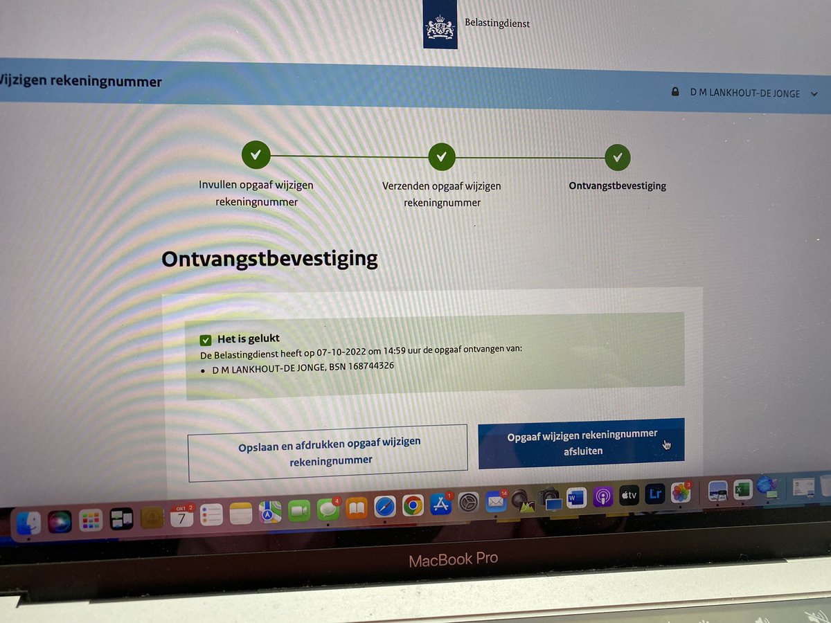 Dappie1's tweet photo. @Belastingdienst betreft btw teruggave zonnepanelen. Aanvraag ingediend 7 juni. Ook een rekeningnummer opgegeven. Krijg ik op 27 september een brief met verzoek rekeningnummer op te geven. Anders kan niet worden uitbetaald. Wat is nodig om dit goed te laten verlopen? Alvast dank. https://t.co/fvEb0uIrCW